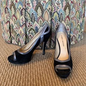 Audrey Brooke Black & Silver APearl Leather Peep Toe  Heels Pumps Shoes